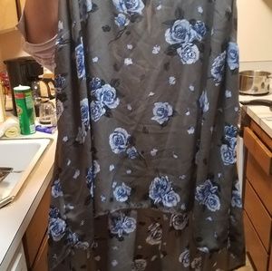 torrid Tops - Adorable tank. Long in back, shorter in front torrid Tops - Adorable tank. Long in back, shorter in front